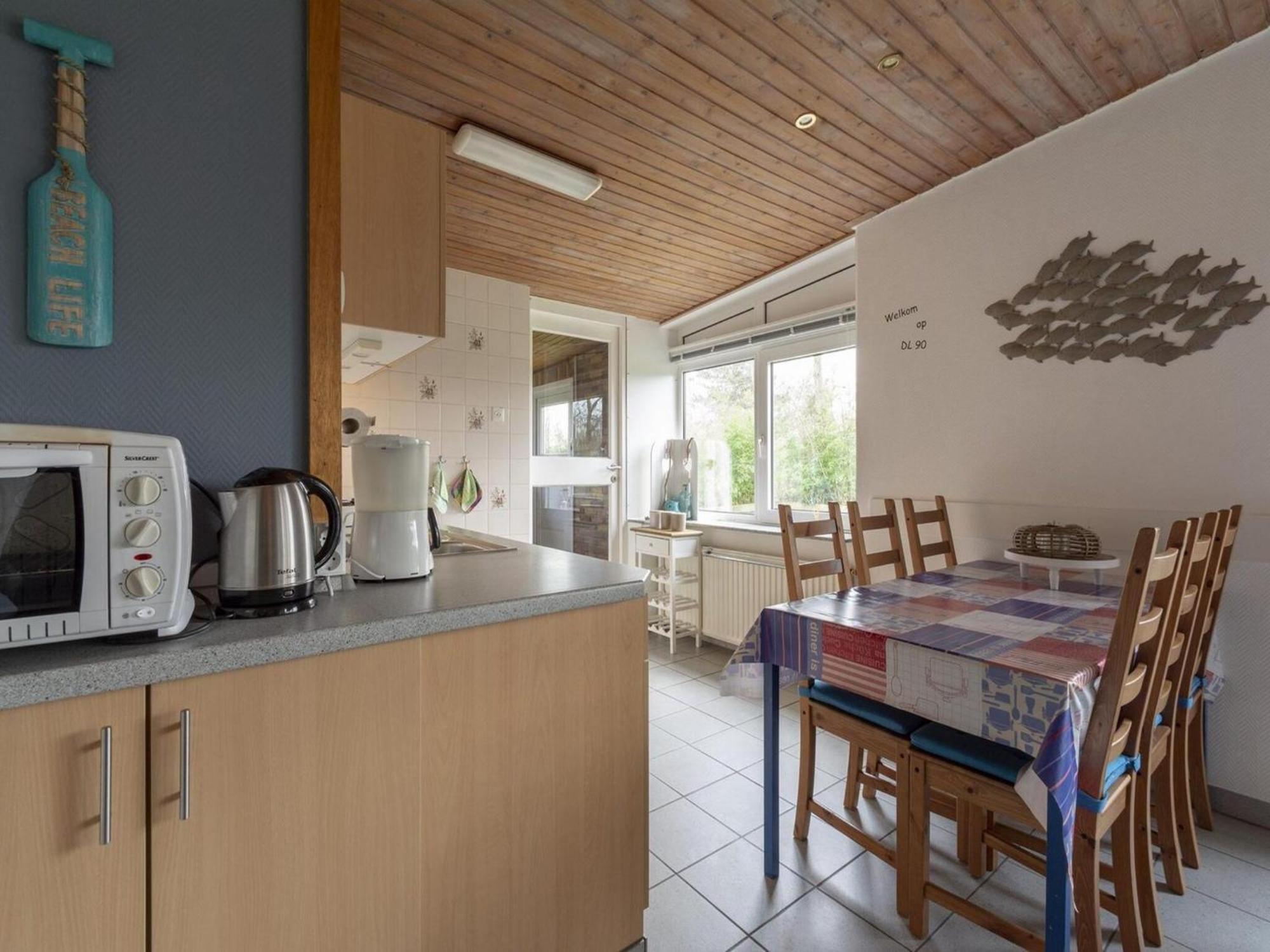 Stylish Beachside Bungalow With Patio Sint Maartensvlotbrug Exterior foto