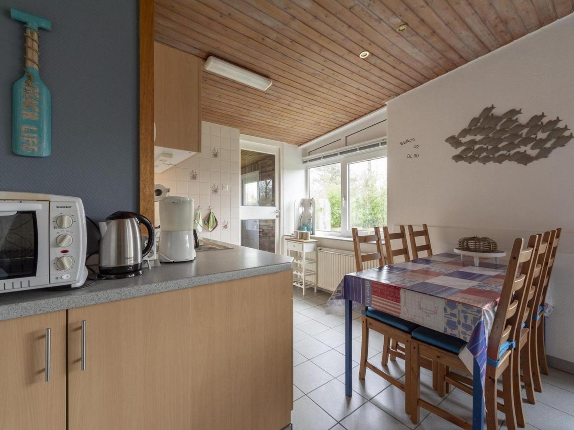 Stylish Beachside Bungalow With Patio Sint Maartensvlotbrug Exterior foto